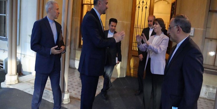 פגישתו ושיחה של אמיר עבדולהיאן עם מקבילו הצרפתי בז'נבה