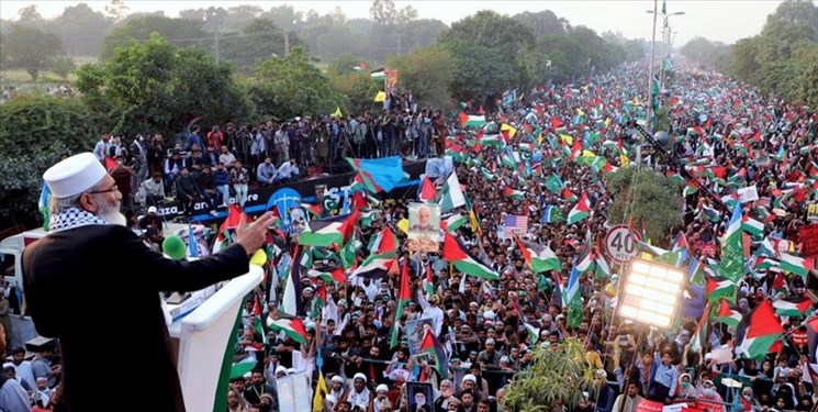 Thousands of Pakistanis shouted "Death to Israel" and "Palestine will be free" in Lahore.