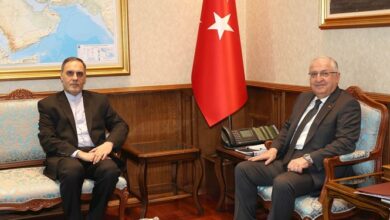 שגריר איראן נפגש עם שר ההגנה של טורקיה