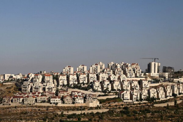 גינוי של תוכנית ההתנחלות הישראלית בגדה המערבית על ידי צרפת