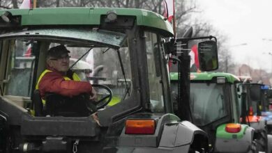חקלאים מפגינים חזרו לרחובות פריז