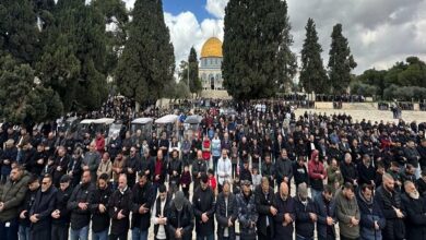 עריכת תפילות יום שישי במסגד אל-אקצא/התקפה על סרט נוער+פלסטיני