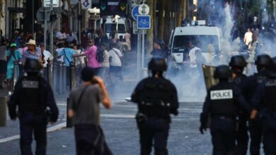 שביתה כללית תלויה ועומדת במגזר השירות הציבורי הצרפתי