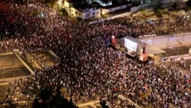 מחאת משפחת אסירים ישראלים: קרובי משפחתנו מתים בשבי