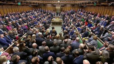 נסיגה של יותר מ-100 חברי בית הנבחרים הבריטי מהבחירות הקרובות