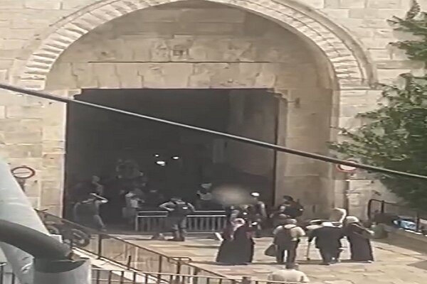 מבצע אנטי ציוני בירושלים הכבושה + סרט