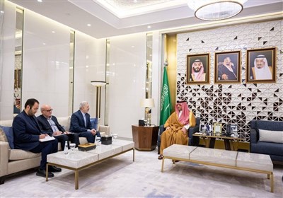 פגישתו של שגריר איראן עם שר הפנים וראש המועצה העליונה של החאג’ הסעודי