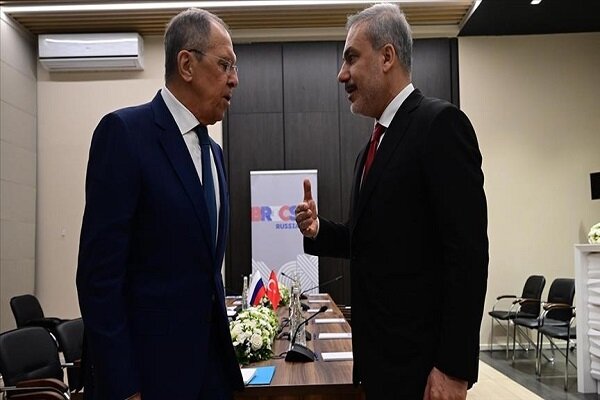 התייעצות של שרי החוץ הטורקים והרוסים לגבי ההתפתחויות בעזה ובדרום הקווקז