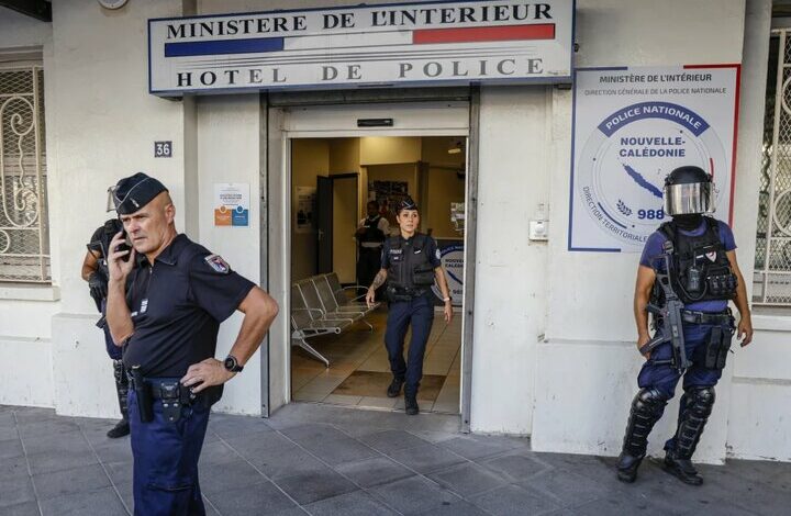 מעצרם של 11 בני אדם במושבה הצרפתית המודלקת חודש לאחר תחילת המרד