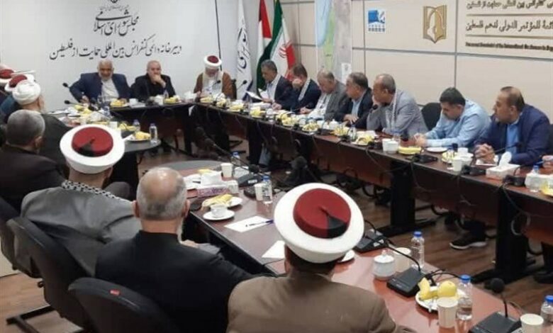 פגישת האורחים הפלסטינים עם מזכ”ל הוועידה הפלסטינית של המג’לס