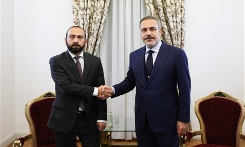 שיחת טלפון בין שרי החוץ של טורקיה וארמניה