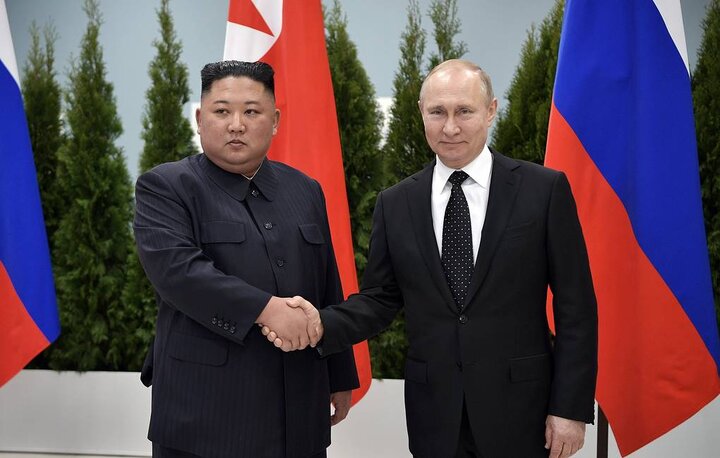 תגובתו של מנהיג צפון קוריאה לביקורו של פוטין בפיונגיאנג