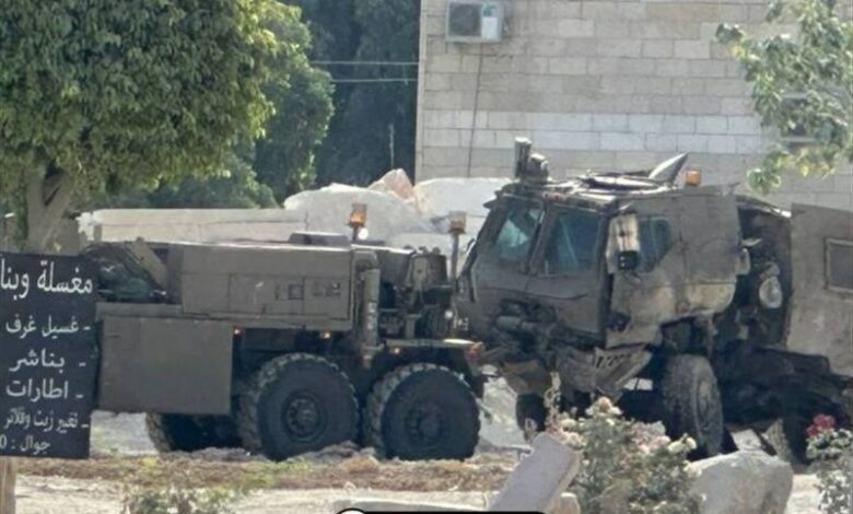רגע פיצוץ המטען בנתיב רכב הצבא הישראלי