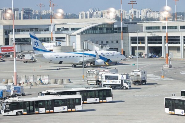 טיסות בינלאומיות בוטלו בשטחים הכבושים