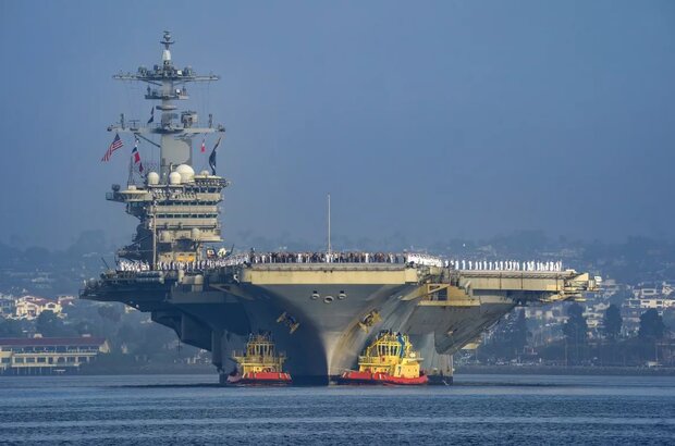 בריחת הספינה האמריקאית “USS Abraham Lincoln” מהאזור