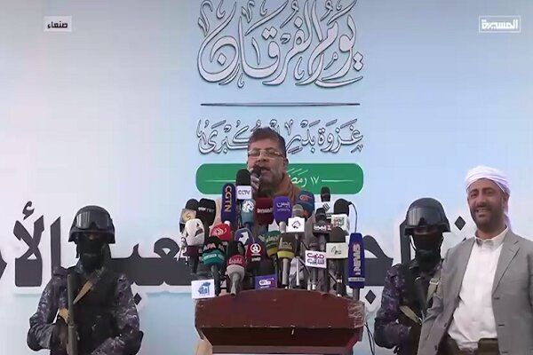 Al -houthi לאמריקאים: אנו מגיבים לכל התקפה של התקפה+ סרט