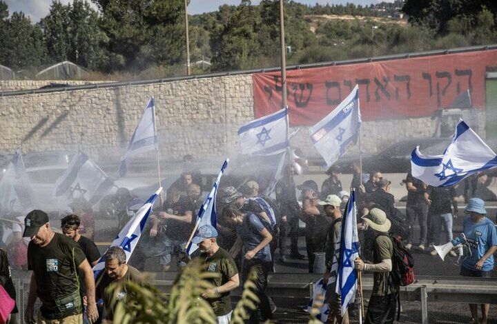 הפגנות נרחבות נגד נתניהו על שטחים כבושים