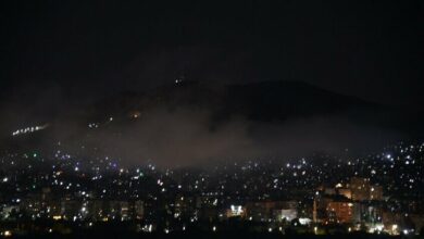 סדרת פיצוצים הרעידה את דמשק, מוקד הפיצוצים באזור אל-מזה /סוריה , דמשק , פיצוצים , אל-מזה , שדה תעופה