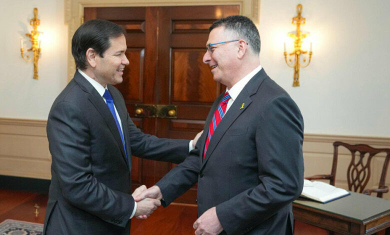 שר החוץ האמריקני רוביו דן עם מקבילו הישראלי סער על סוגיות ביטחוניות אזוריות /ארצות הברית , ישראל , גדעון סער , מרקו רוביו , המזרח התיכון