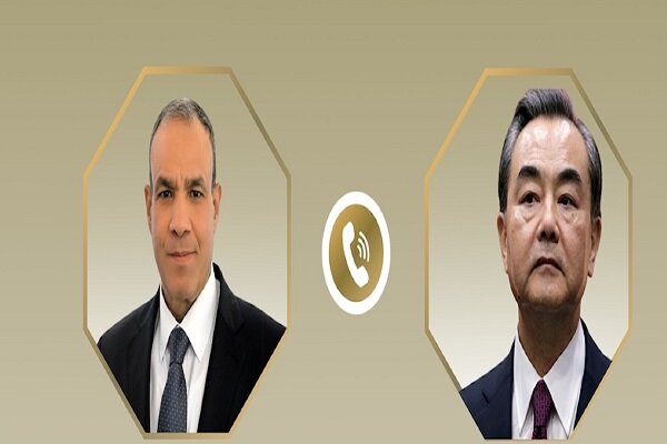 שיחת טלפון בין שרי החוץ של סין ומצרים: דיון על חיזוק היחסים והמצב בעזה /מצרים , סין , יחסי חוץ , רצועת עזה , סודאן