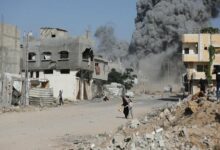 המשך התקפות המשטר הציוני על עזה; התגלו גופותיהם של 14 שאהידים פלסטינים /עזה , המשטר הציוני , חאן יונס , פלסטינים , מתקפות אוויריות