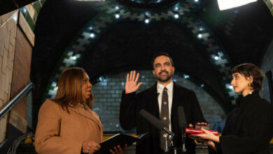 ראש העיר המוסלמי הראשון של ניו יורק נשבע אמונים על הקוראן /ניו יורק , ראש עיר מוסלמי , זהראן ממודאני , פוליטיקה אמריקאית , דמוקרטים